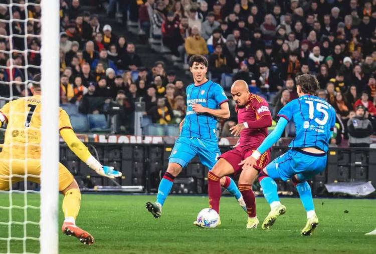 AS Roma vs Cagliari 2-0: Brace Donyell Malen Bawa Giallorossi ke Jalur Kemenangan