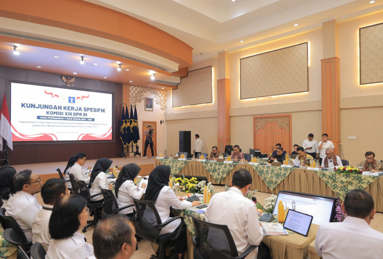 Ketua Komisi XIII DPR RI Yasonna Laoly Kunjungi Kanwil Kemenkum Jatim, Tekankan Fungsi Pengawasan 