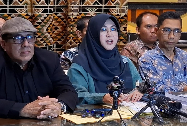 Dokter Tifa Siap Tarung Hadapi Sidang Kasus Tudingan Ijazah Palsu Jokowi