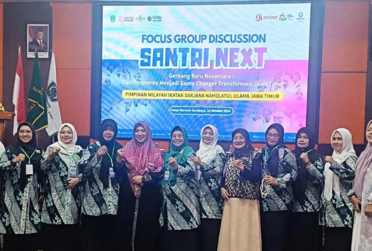 Menjaga Akar, Menuju Masa Depan: Jejak Santri dari Resolusi Jihad hingga Transformasi Digital