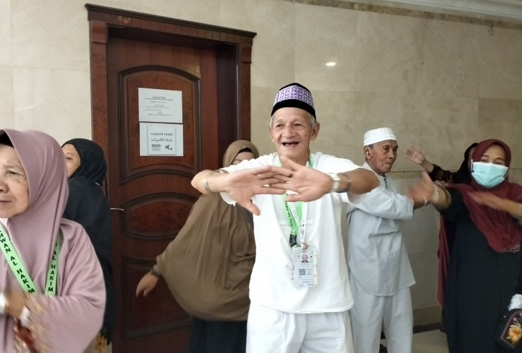 Laporan Haji dari Makkah (18): Senam Gembira Para Lansia, Siapkan Diri untuk Armuzna