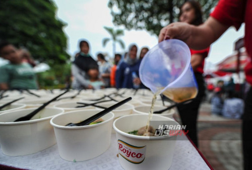 Acara ini juga bertujuan untuk menginspirasi para ibu dalam mengolah daging kurban menggunakan Royco Kaldu Sapi. “Banyak ibu yang masih kesulitan mengolah daging kurban. Kami berharap resep Bakso Sapi Kuah ini dapat menjadi inspirasi agar kehangatan suasana Idul Adha dapat terus dinikmati keluarga,” terang Ilham.