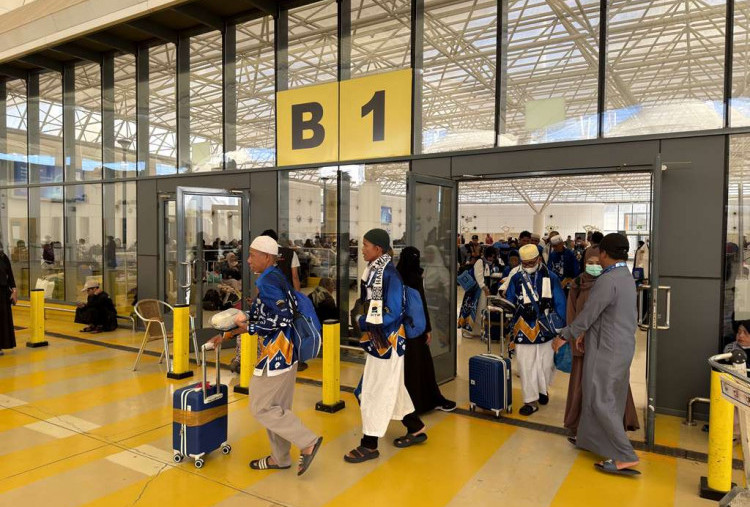 Kemenhaj Pantau Kepulangan 14.796 Jemaah Umrah Indonesia melalui Bandara King Abdulaziz Jeddah