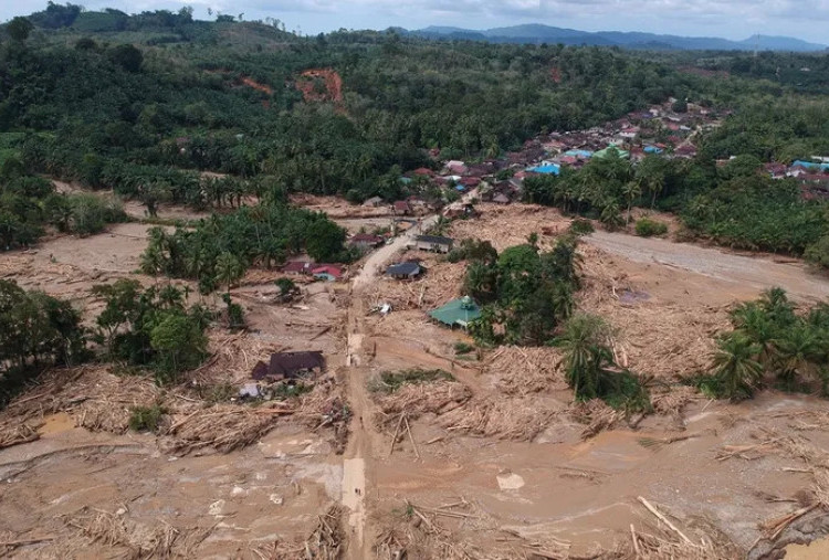 Kenapa Banjir Bandang Sumatra Bisa Parah? Begini Jejak Kerusakan Hutan dan Tata Ruang!