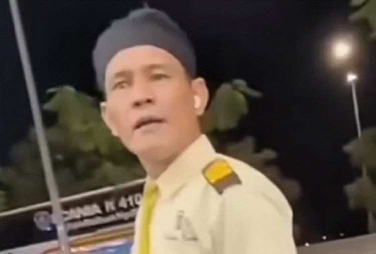 Ucapan Maaf Marco Sony, Sopir Bus Rosalia Indah yang Dipecat Usai Aksi Ugal-ugalan di Tol Trans Jawa