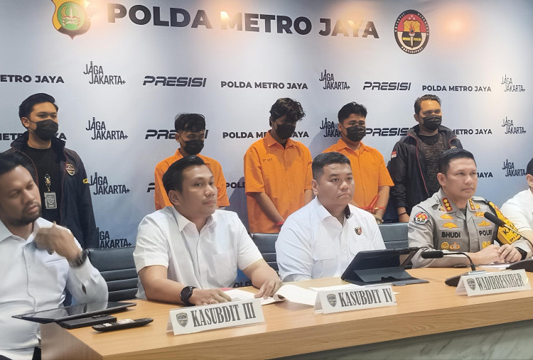 Polda Metro Bongkar Kelompok Perusuh, Temukan Bom Molotov saat Demo Agustus