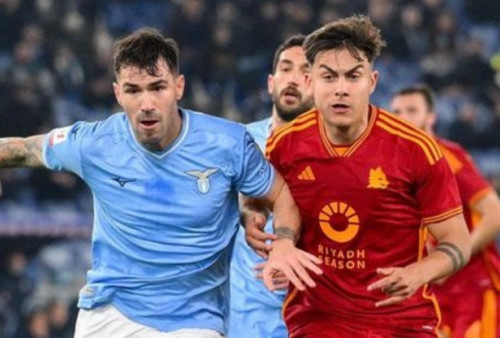 Edoardo Bove Terkena Lemparan Botol Bir Saat AS Roma Ditekuk Lazio 1-0 di Perempat Final Coppa Italia