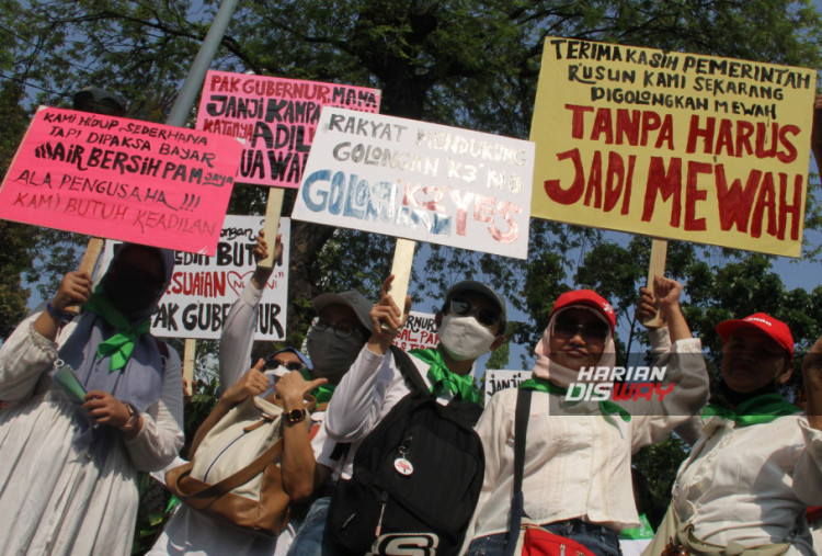 Adapun dalam Kepgub tersebut, Pemerintah Provinsi (Pemprov) DKI Jakarta menggolongkan rumah susun sebagai pelanggan komersial (Kelompok K III) yang setara dengan mal dan apartemen mewah.