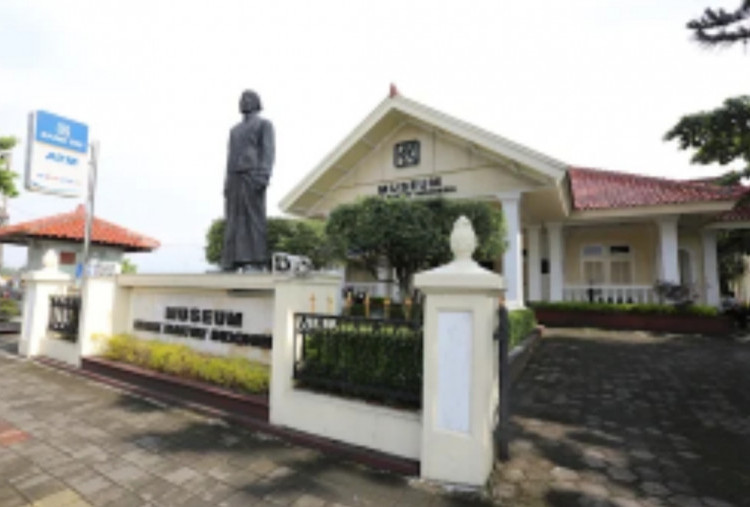 Mengenang Warisan Visioner Raden Bei Aria Wirjaatmadja dalam 130 Tahun Perjalanan BRI