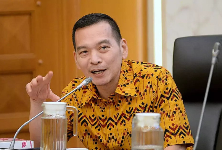 Karhutla Belum Terkendali, Komisi IV DPR RI Desak Pemerintah Tetapkan Status Bencana Nasional