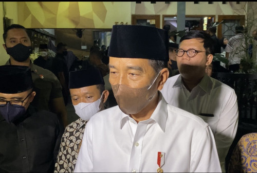 Kenang Ferry Mursyidan, Jokowi Berduka Lepas Kepergian Mantan Menteri: Indonesia Kehilangan Tokoh