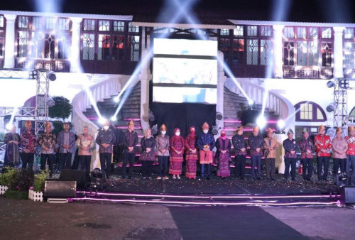 Wawako Lubuklinggau Ikut Hadiri Pembukaan Festival Sriwijaya