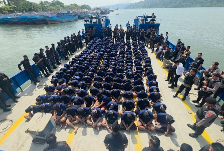 Wujudkan Zero Narkoba dan HP Ilegal, Ditjenpas Pindahkan 2.189 Tahanan High Risk ke Nusakambangan