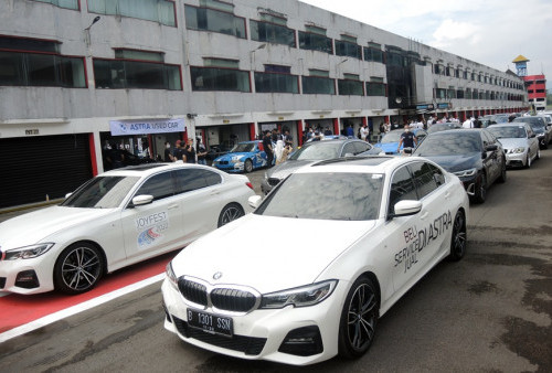 Pelanggan BMW Serbu Sirkuit Sentul, Joyfest BMW Astra Driving Experience 2022 Diikuti 205 Peserta