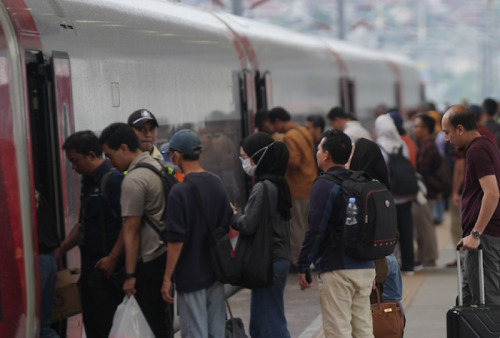 Sebanyak 14 Perjalanan Kereta Cepat Whoosh Dibatalkan Imbas Gempa Garut-Bandung Raya, Penumpang Boleh Refund Tiket