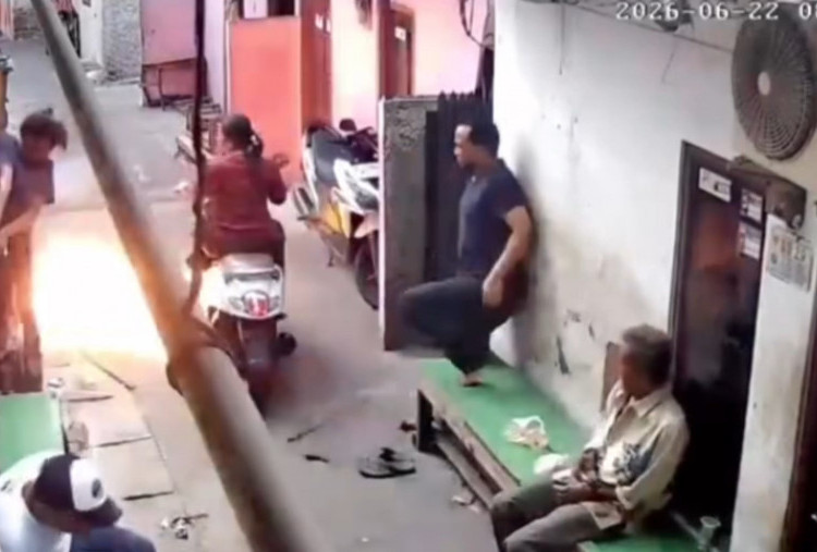 Ibu dan Anak Jadi Korban Pelemparan Molotov di Koja, Polisi Telusuri 