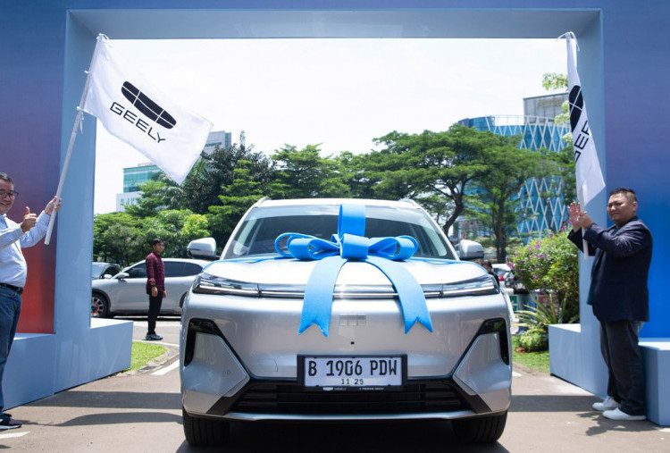 Geely Serahkan Starray EM-i Rakitan Lokal ke Konsumen, Awali Fase Distribusi Nasional