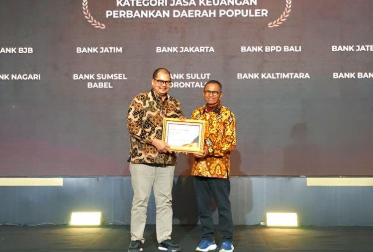Bank Jateng Sabet Penghargaan Bank Daerah Terpopuler 2025