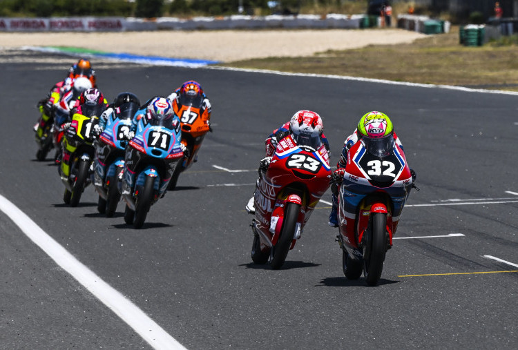 Ramadhipa Menang di Moto3 Junior 2026 Estoril, Langsung Peringkat 2 di Klasemen