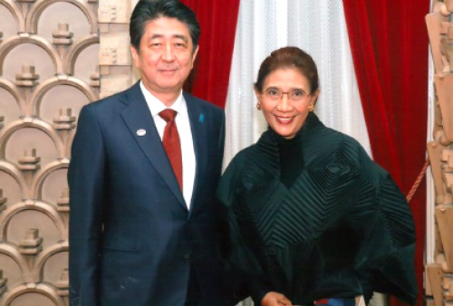 Shinzo Abe Meninggal Ditembak, Susi Pudjiastuti Ikut Bersedih, Unggah Foto Saat Bersama 
