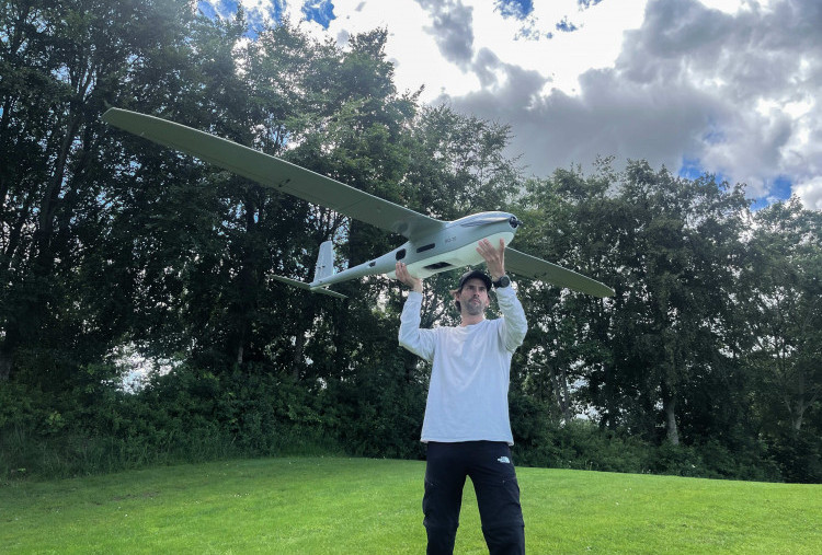 Teruji di Medan Perang Ukraina, Drone Ini Mampu Intai Objek hingga 100 Km