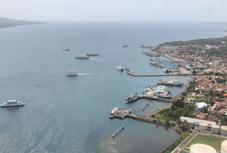 Kabasarnas dan Gubernur Jatim Pantau Kesiapsiagaan Nataru 2025/2026 Lewat Udara