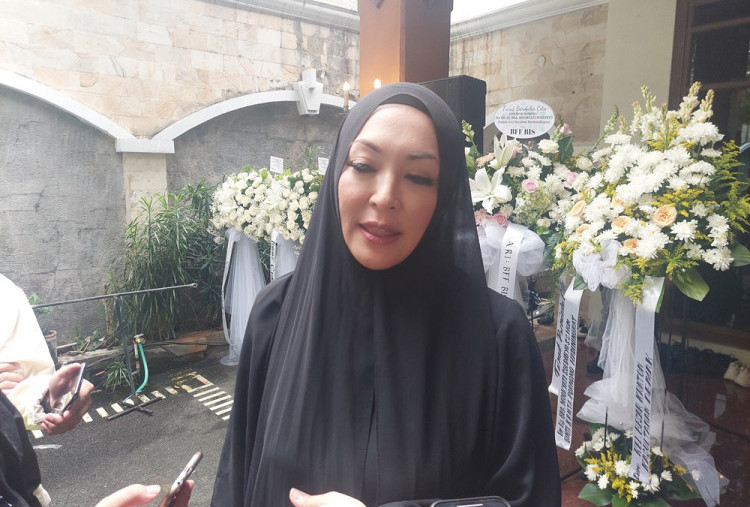 Angelina Sondakh Sempat Doakan Nurul Qomar Sembuh saat di Tanah Suci: Saya Bersaksi Dia Orang Baik