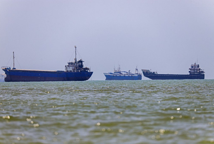 Kapal Dagang Mulai Lewati Selat Hormuz Pasca Kesepakatan Damai AS-Iran