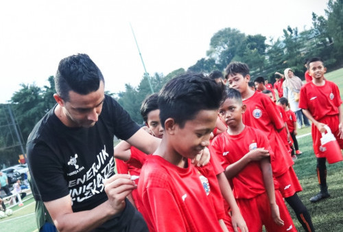 Coaching Clinic, Siswa Persija Soccer School Antusias, Otavio Dutra: Persija Adalah Klub Terbaik di Indonesia