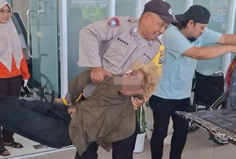 Lansia Jombang Dibacok Anak Jalanan Saat Cari Rumput di Lahan Kosong