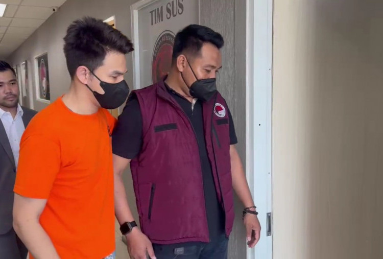 Jonathan Frizzy Diduga Edarkan Vape Berisi Zat Etomidate Sejak Febuari 2025: Bermula dari Grup WA 'Berangkat'