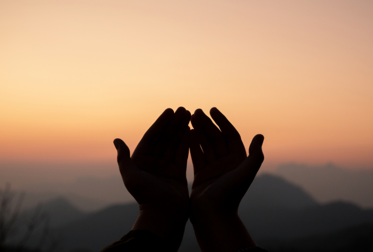 Bacaan Doa Tahun Baru 2026 Lengkap Arab, Latin, dan Terjemahannya