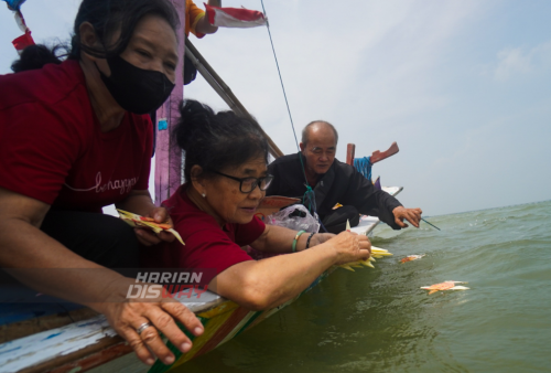 Ciswak digelar seminggu sebelum Tahun Baru Imlek atau tiap tanggal 24 di bulan terakhir penanggalan Tionghoa. Dipercaya umat Khonghucu, pada tanggal tersebut Dewa Suci naik ke langit membawa laporan catatan umat selama setahun kemarin.