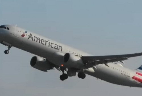 Lagi! Pesawat Boeing  777 Milik American Airlines Mendarat Darurat di Los Angeles, Masalah Mekanis Sebabkan Pecah Ban
