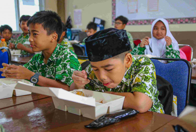 Pemprov DKI Siapkan 17 Titik Satuan Gizi untuk Layani Makan Bergizi Gratis