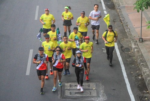 Dokter dan Penyintas Ortopedik Berlari Bersama di Surabaya Orthopedic Half Marathon Kategori 5K