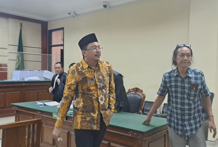 Diiringi Tangis, Ahmad Muhdlor Bacakan Pleidoi dan Berharap Keadilan Ditegakkan