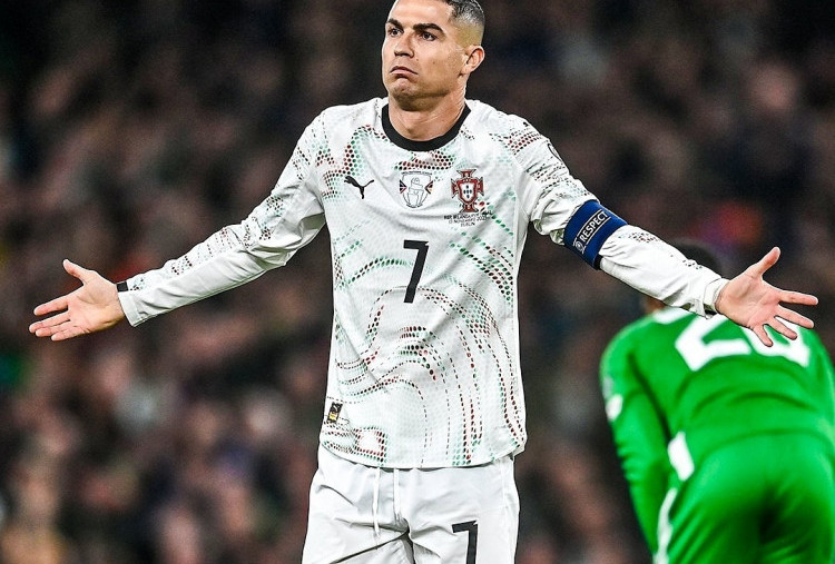 Cristiano Ronaldo Kena Kartu Merah Saat Portugal Takluk 0-2 dari Irlandia, Kedua Pelatih Adu Argumen
