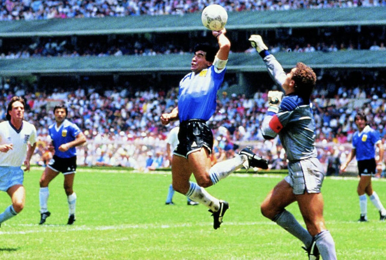 8 Peristiwa Gila di Piala Dunia, Maradona dan Roberto Baggio Paling Membekas
