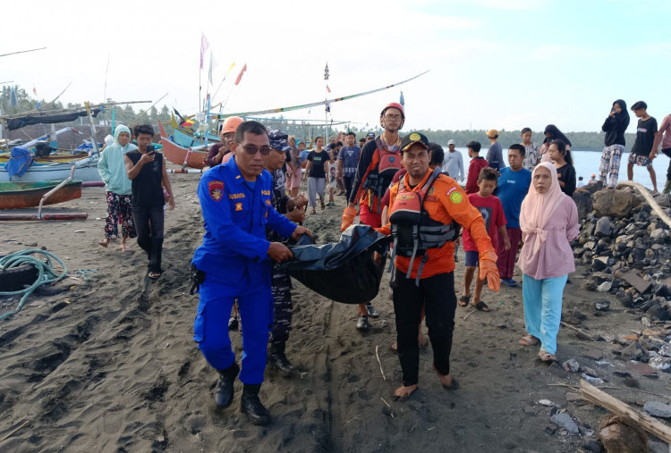2 Jenazah Korban KMP Tunu Ditemukan Nelayan di Bali, Total 12 Meninggal dan 23 Masih Dicari