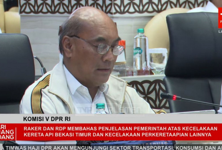 Mobil Listrik Tidak Salah! Hasil Investigasi KNKT Bongkar Problem Persinyalan Kereta di Bekasi