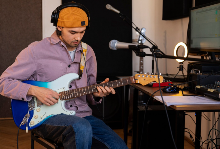 5 Tip Bikin Konten Cover Lagu agar Tampil Maksimal