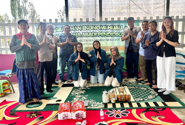 Sarasehan Ekonomi Hijau: Masyarakat Ngadirejo Pimpin Konservasi Bromo untuk Kuliahkan Anak Cucunya