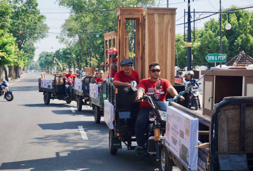 Gus Ipul Gagas Pawai Mebel Pertama di Kota Pasuruan 