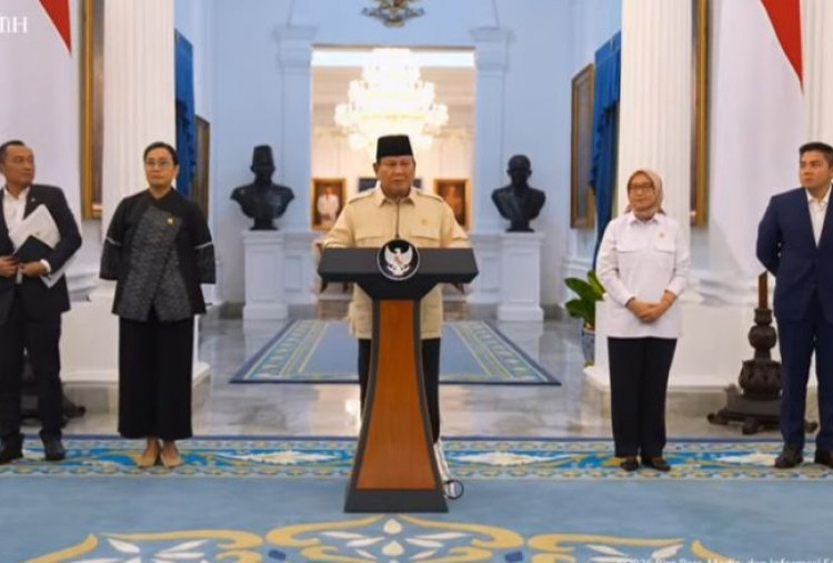 Prabowo Umumkan Kebijakan tentang THR dan Gaji ke-13 Aparatur Negara Dengan Total 9,4 Juta Penerima