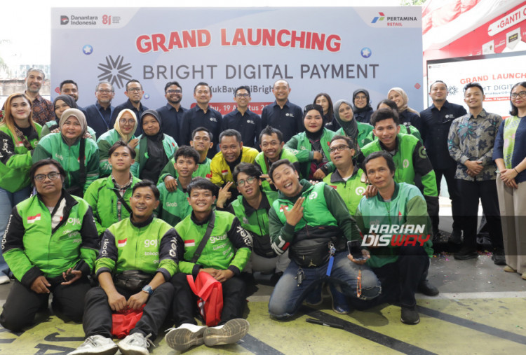 Kehadiran BiDiPay memperluas fungsi Bright Store sebagai tempat pemenuhan kebutuhan masyarakat saat berada di area SPBU COCO. Langkah ini sekaligus menjadi bagian dari upaya Pertamina Retail mengembangkan bisnis ritel energi dan menghadirkan layanan yang lebih praktis bagi masyarakat, sejalan dengan semangat Satukan Energi Melayani Negeri.