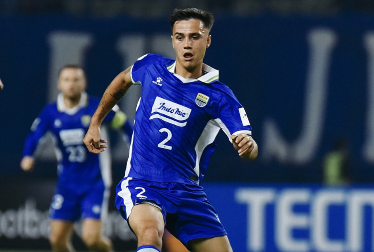 Tijjani Reijnders Terkesima Aksi Sang Adik: Selebrasi Trio Persib Viral, Haye dan Eliano Temukan Keluarga Baru di Bandung