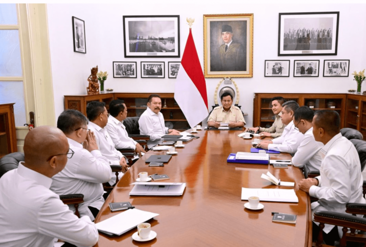 Prabowo Panggil Jaksa Agung dan Seluruh Jaksa Agung Muda ke Istana, Serius Atasi Korupsi dan Izin Ilegal