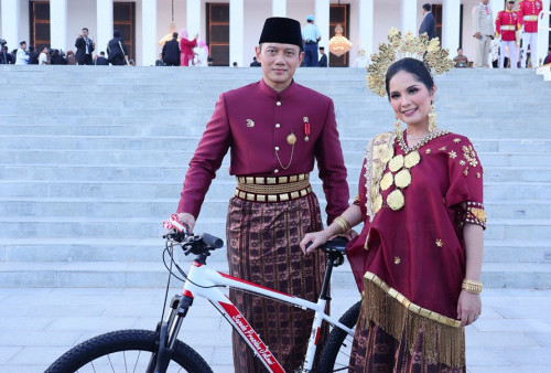 Menteri AHY dan Anissa Pohan Raih Penghargaan Busana Terbaik Pada Upacara Penurunan Bendera di IKN