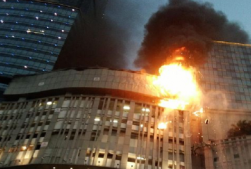 BREAKING NEWS! Terjadi Kebakaran di Tunjungan Plaza 5 Surabaya, Begini Kondisinya Sekarang